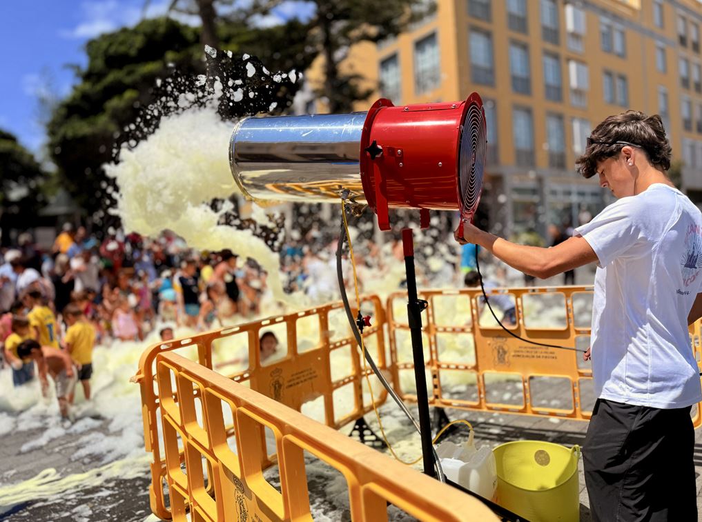 cañón de espuma para fiestas infantiles